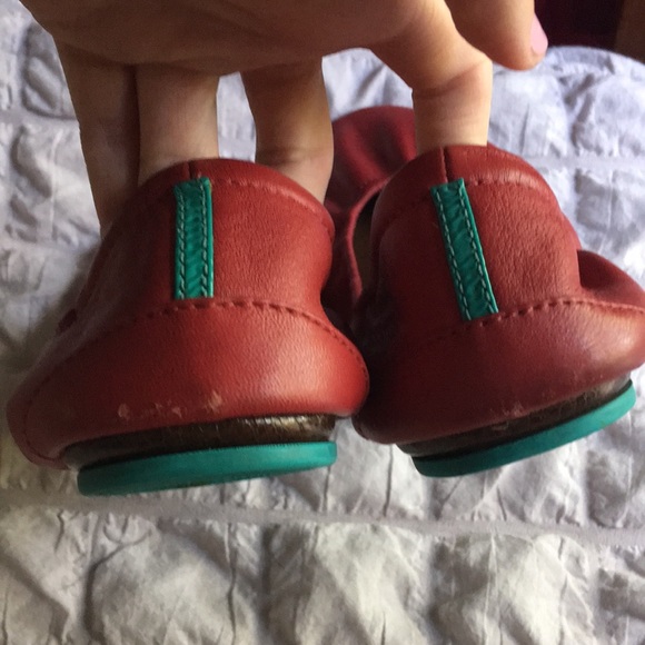 Tieks Cardinal Red Leather Ballet Flats Shoes 8 - Picture 4 of 5